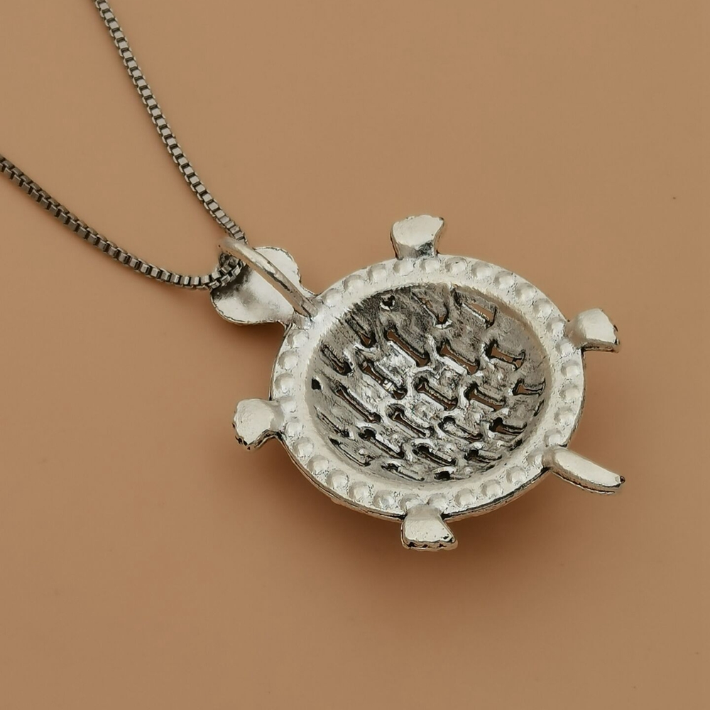 Pendentif de vie Marine en all - Longevity Health & Wellness Hotel Adults Only avis et prix